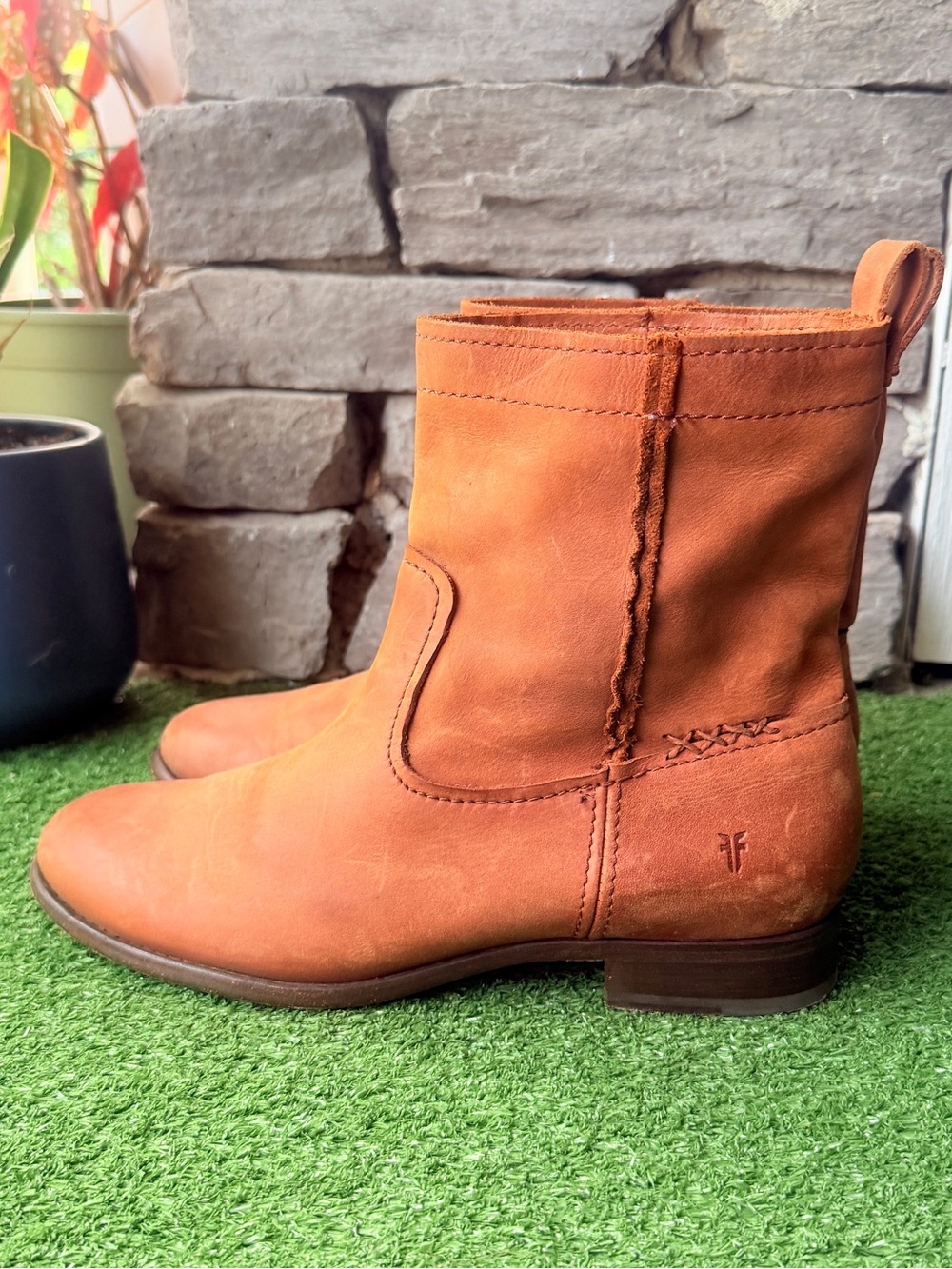 Frye Cara Short Cognac Leather Women’s Boots